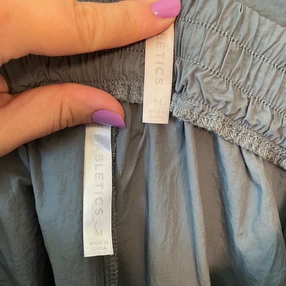 Fabletics windbreaker set - Picture 3 of 5